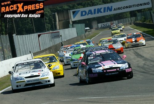 Veld BRL Light met Gaby Uljee aan kop